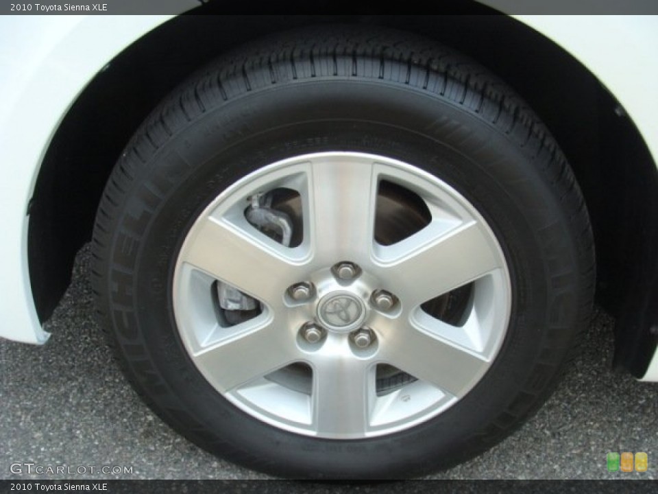 2010 Toyota Sienna XLE Wheel and Tire Photo #50846991