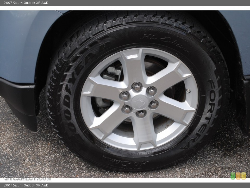 2007 Saturn Outlook XR AWD Wheel and Tire Photo #50920746