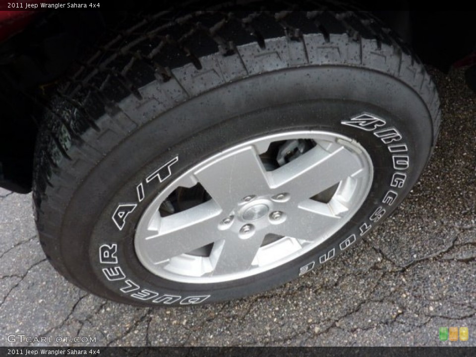 2011 Jeep Wrangler Sahara 4x4 Wheel and Tire Photo #50971656