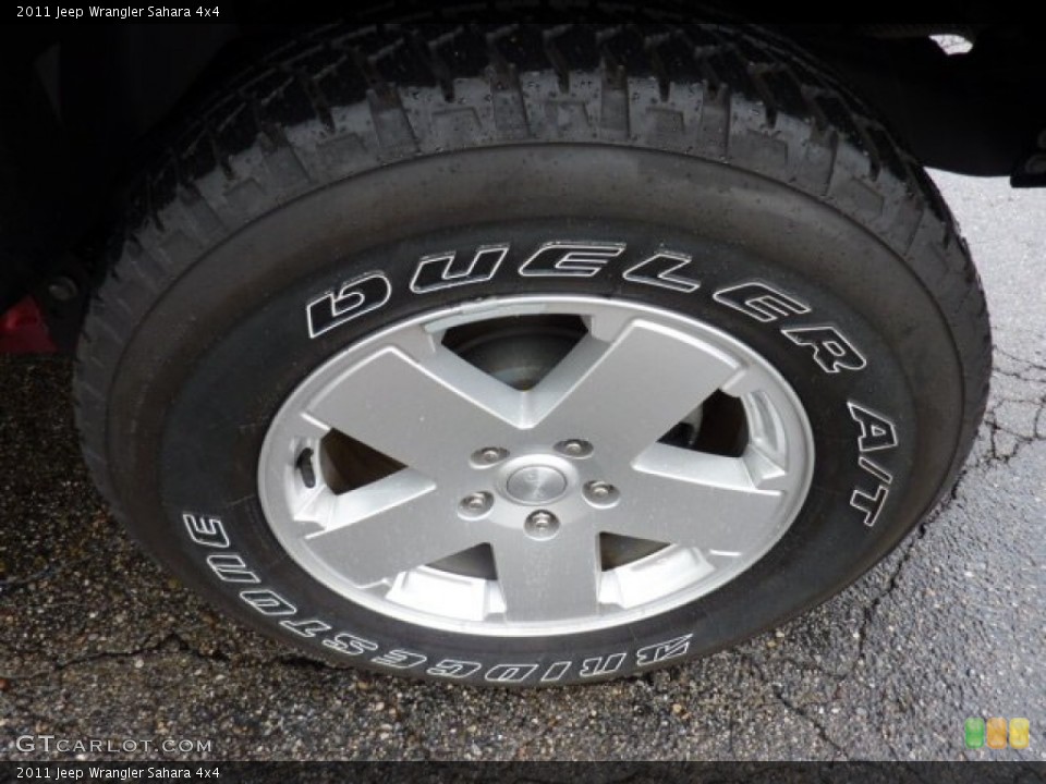 2011 Jeep Wrangler Sahara 4x4 Wheel and Tire Photo #50971668