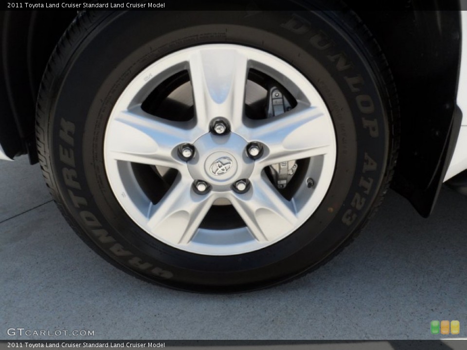 2011 Toyota Land Cruiser Wheels and Tires