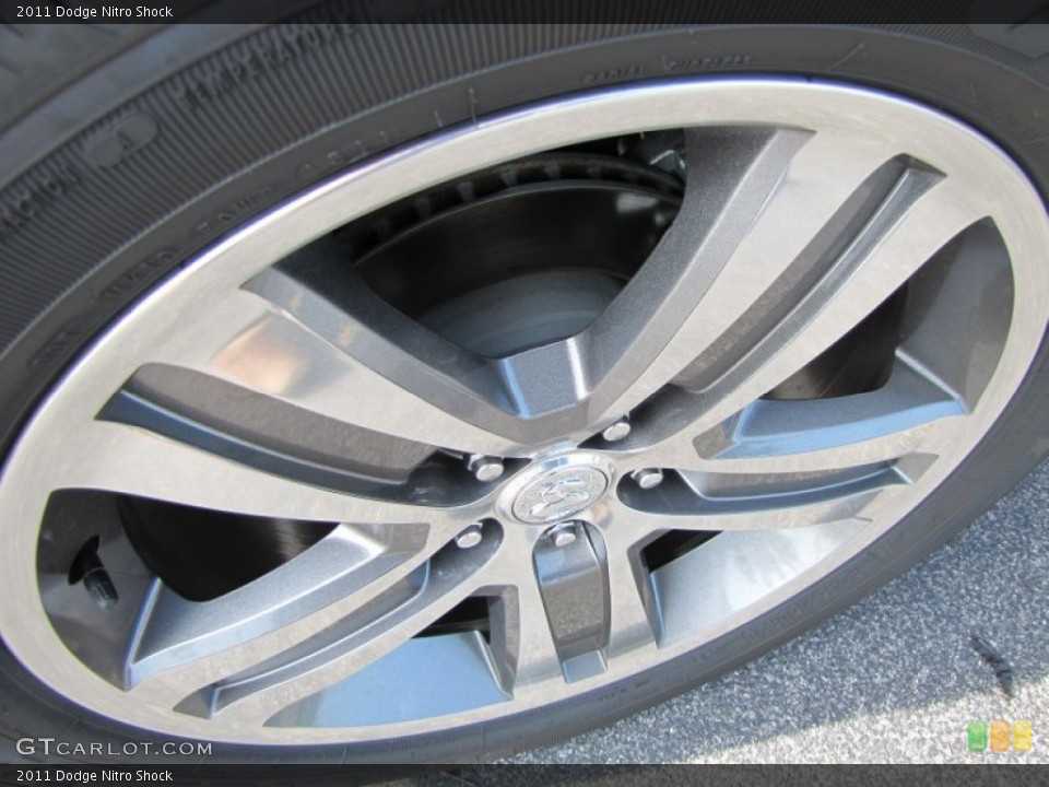 2011 Dodge Nitro Shock Wheel and Tire Photo #51114779
