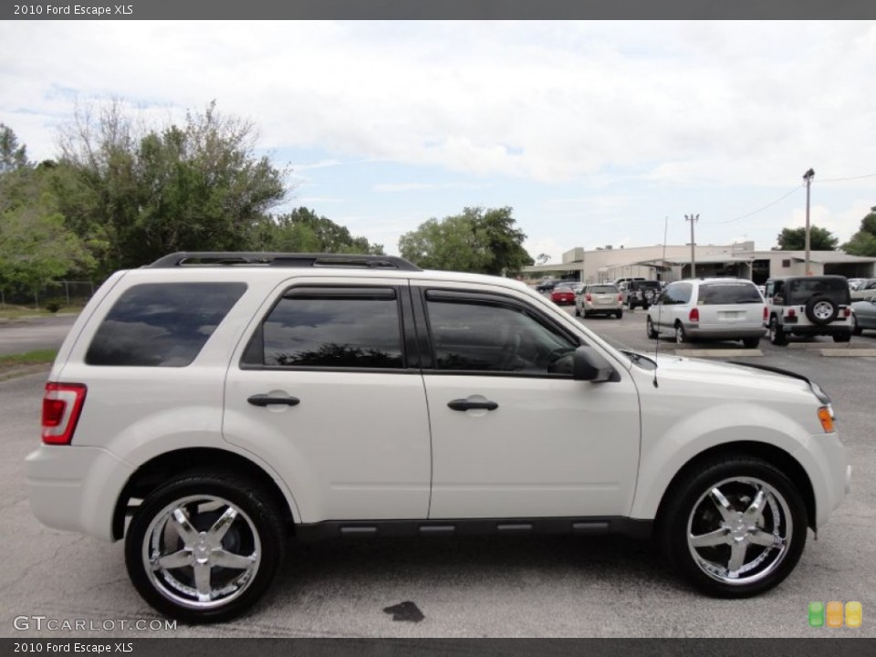 2010 Ford Escape Custom Wheel and Tire Photo #51195985