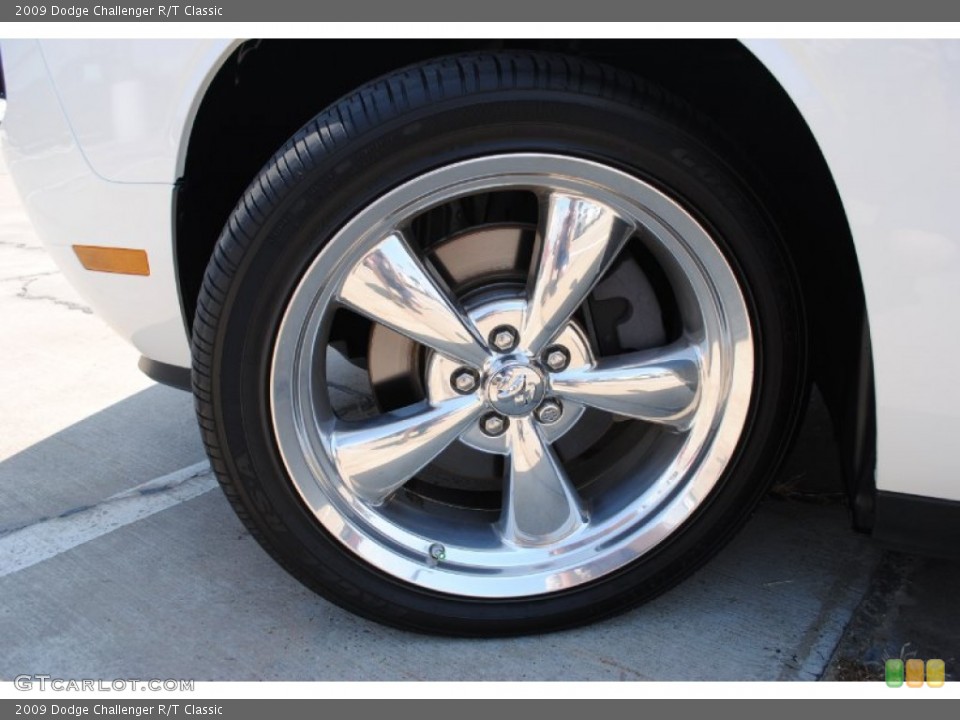 2009 Dodge Challenger R/T Classic Wheel and Tire Photo #51196651