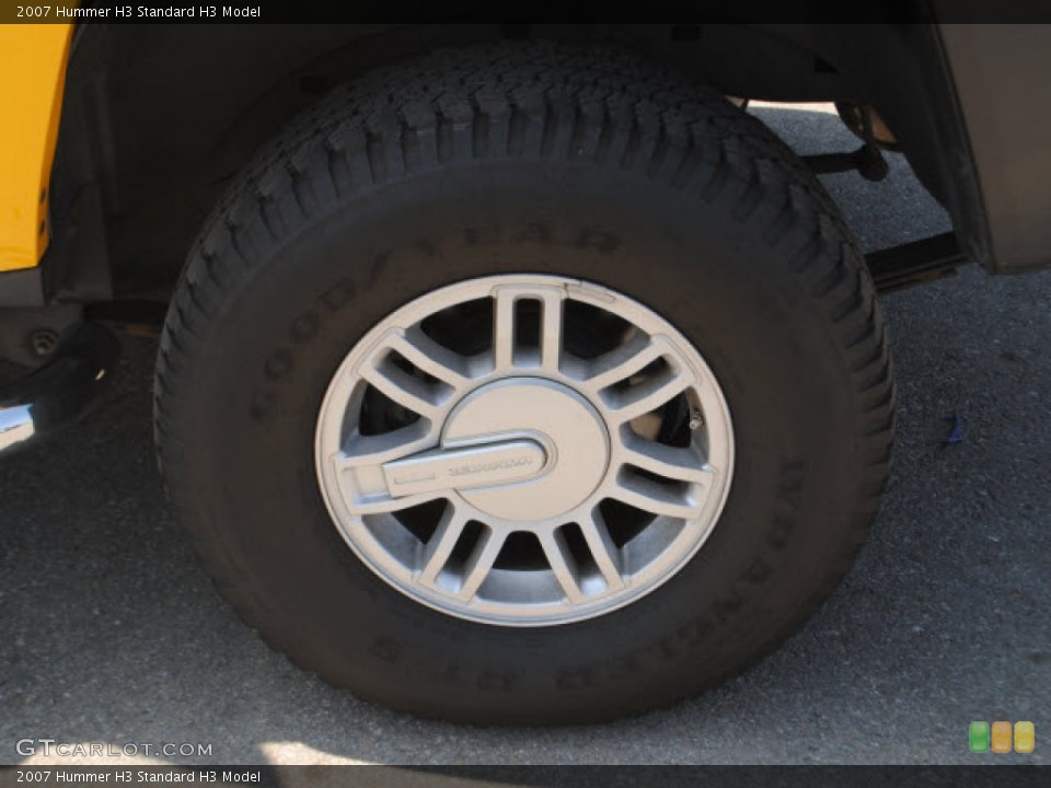 2007 Hummer H3  Wheel and Tire Photo #51272581