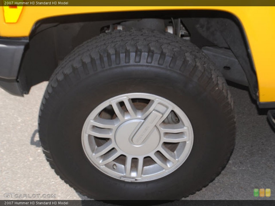 2007 Hummer H3  Wheel and Tire Photo #51272695