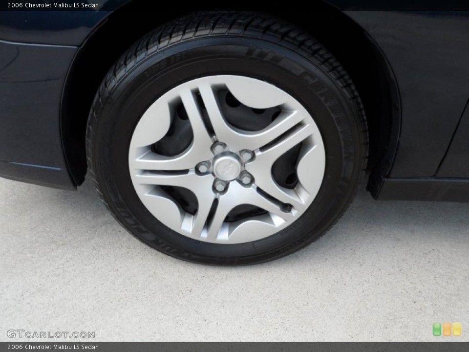 2006 Chevrolet Malibu LS Sedan Wheel and Tire Photo #51436236