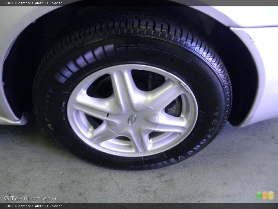 2004 Oldsmobile Alero GL1 Sedan Wheel and Tire Photo #51438249