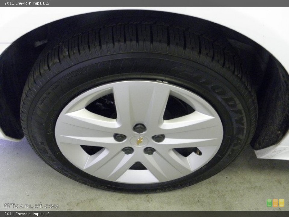 2011 Chevrolet Impala LS Wheel and Tire Photo #51439776