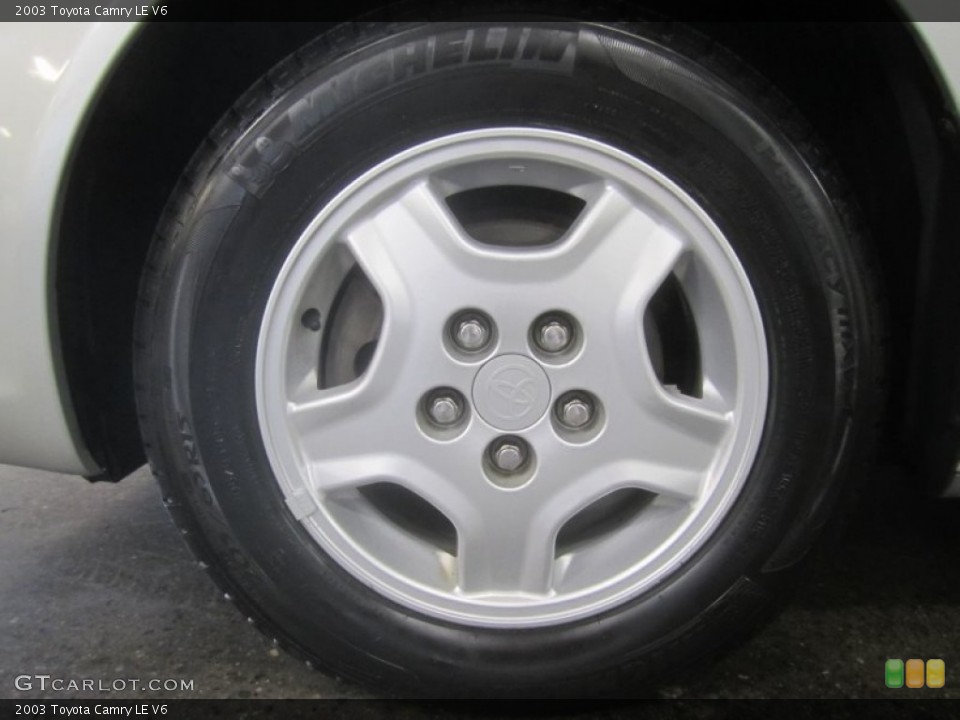 2003 Toyota Camry LE V6 Wheel and Tire Photo #51455742