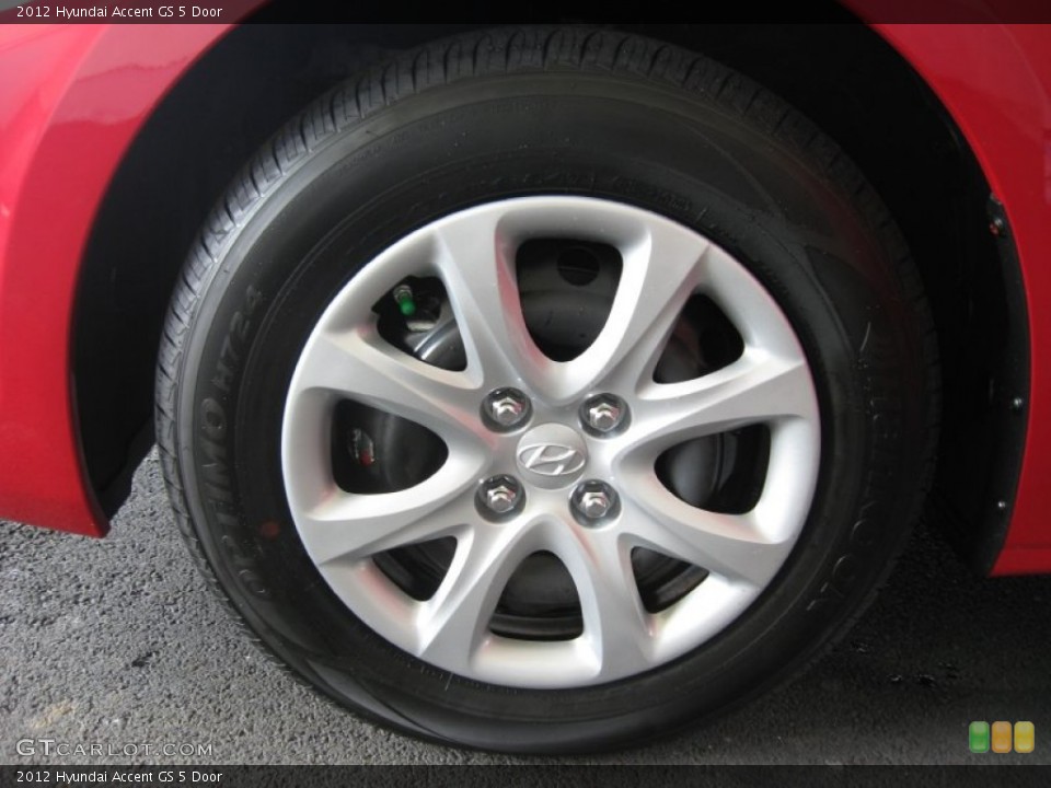 2012 Hyundai Accent GS 5 Door Wheel and Tire Photo #51495421