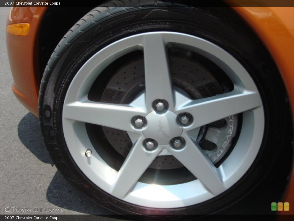 2007 Chevrolet Corvette Coupe Wheel and Tire Photo #51519040