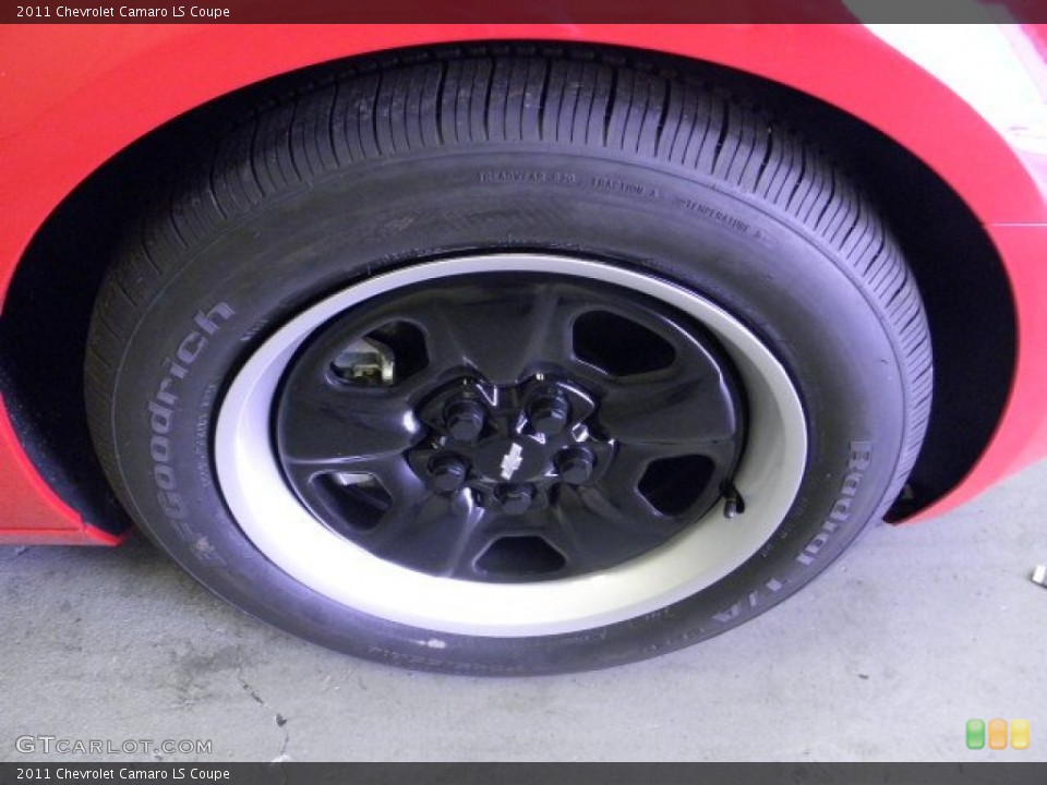 2011 Chevrolet Camaro LS Coupe Wheel and Tire Photo #51577993