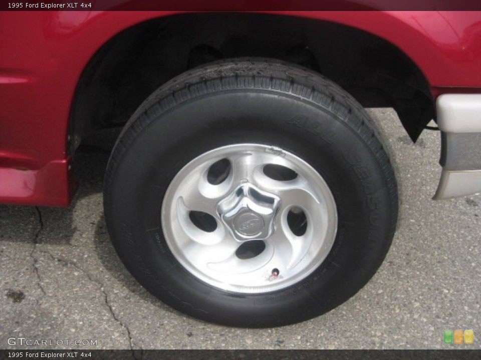 1995 Ford Explorer XLT 4x4 Wheel and Tire Photo #51587260