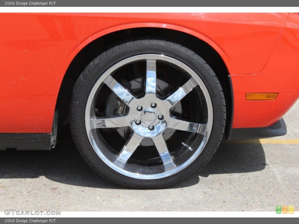 2009 Dodge Challenger Custom Wheel and Tire Photo #51594562
