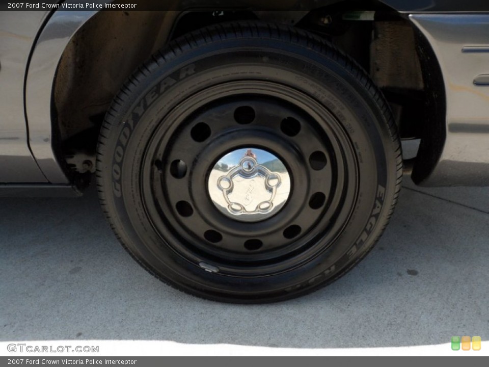 2007 Ford Crown Victoria Police Interceptor Wheel and Tire Photo #51609463