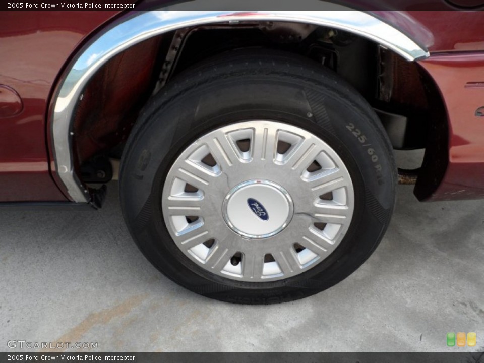 2005 Ford Crown Victoria Police Interceptor Wheel and Tire Photo #51651628