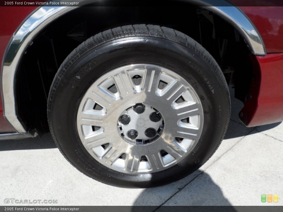 2005 Ford Crown Victoria Police Interceptor Wheel and Tire Photo #51651652