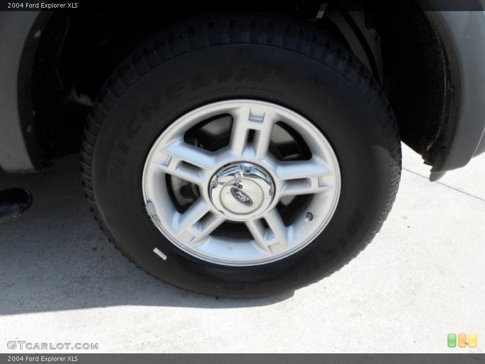 2004 Ford Explorer XLS Wheel and Tire Photo #51692944