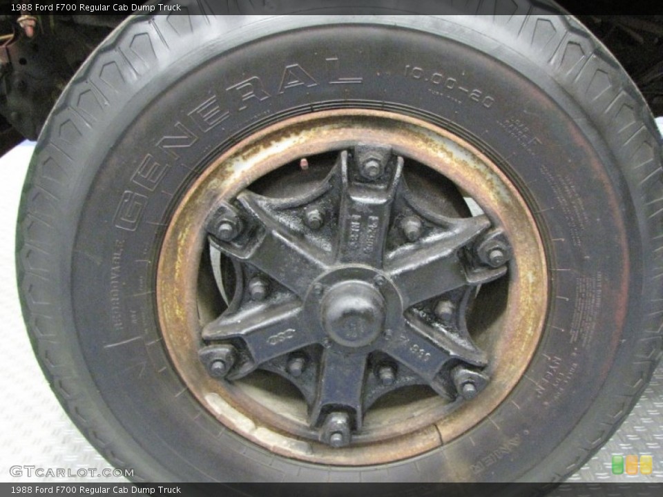 1988 Ford F700 Wheels and Tires