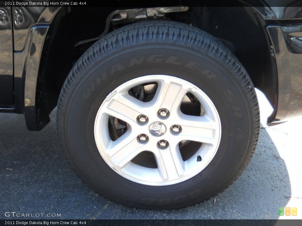 2011 Dodge Dakota Big Horn Crew Cab 4x4 Wheel and Tire Photo #51739849