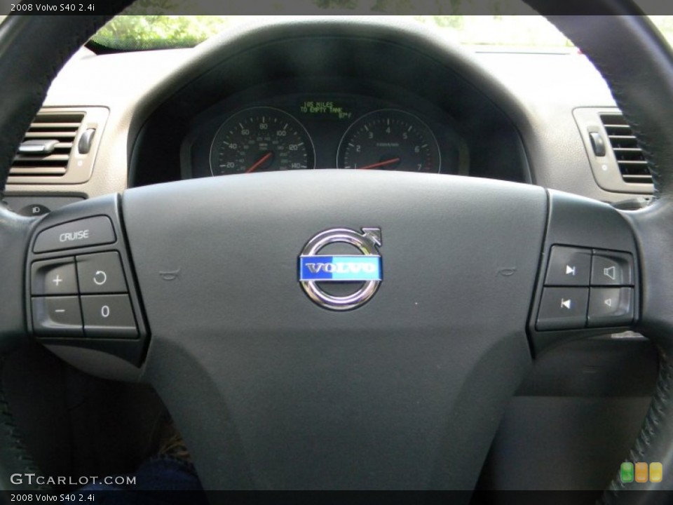 2008 Volvo S40 2.4i Wheel and Tire Photo #51798899