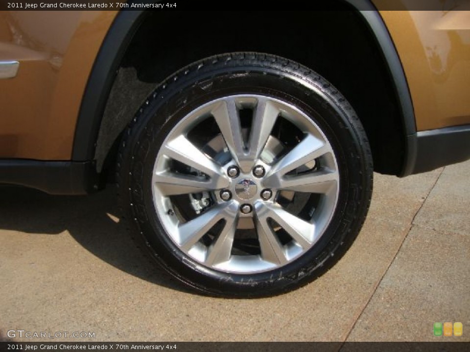 2011 Jeep Grand Cherokee Laredo X 70th Anniversary 4x4 Wheel and Tire Photo #51809597