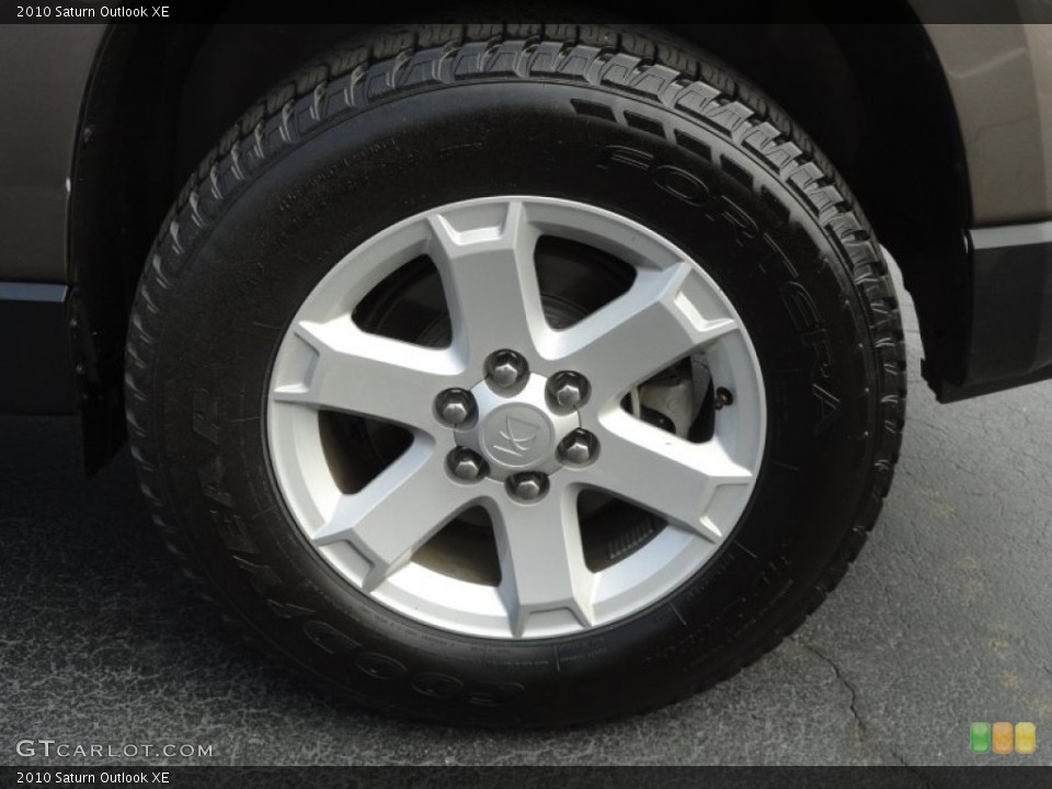2010 Saturn Outlook XE Wheel and Tire Photo #51829996