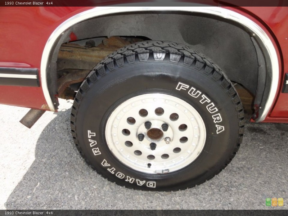 1993 Chevrolet Blazer  4x4 Wheel and Tire Photo #51850502