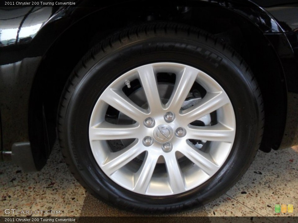 2011 Chrysler 200 Touring Convertible Wheel and Tire Photo #51941607
