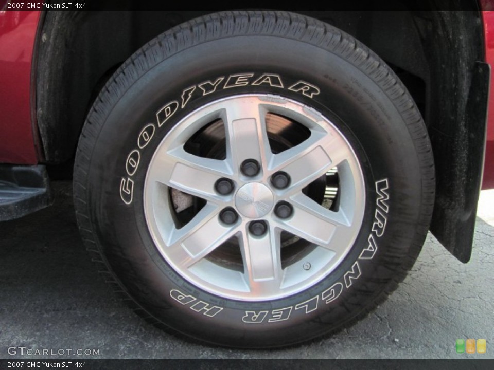 2007 GMC Yukon SLT 4x4 Wheel and Tire Photo #51948380