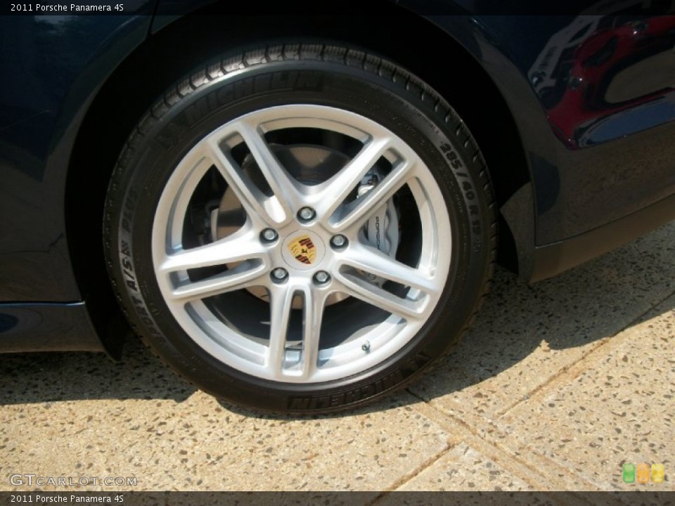 2011 Porsche Panamera 4S Wheel and Tire Photo #51952346