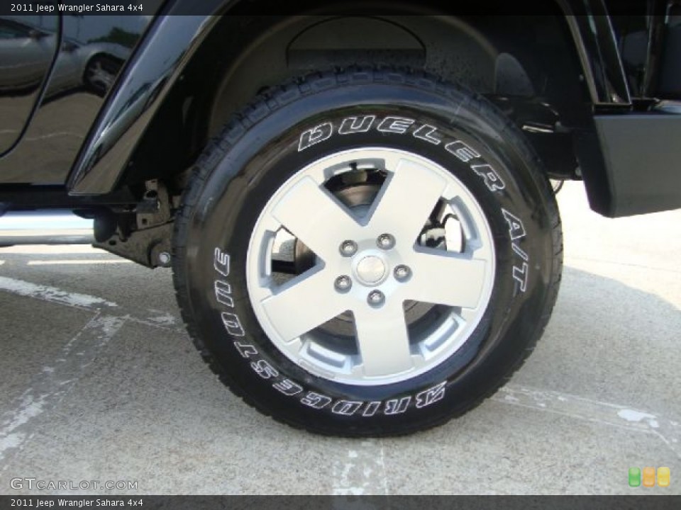 2011 Jeep Wrangler Sahara 4x4 Wheel and Tire Photo #51955637