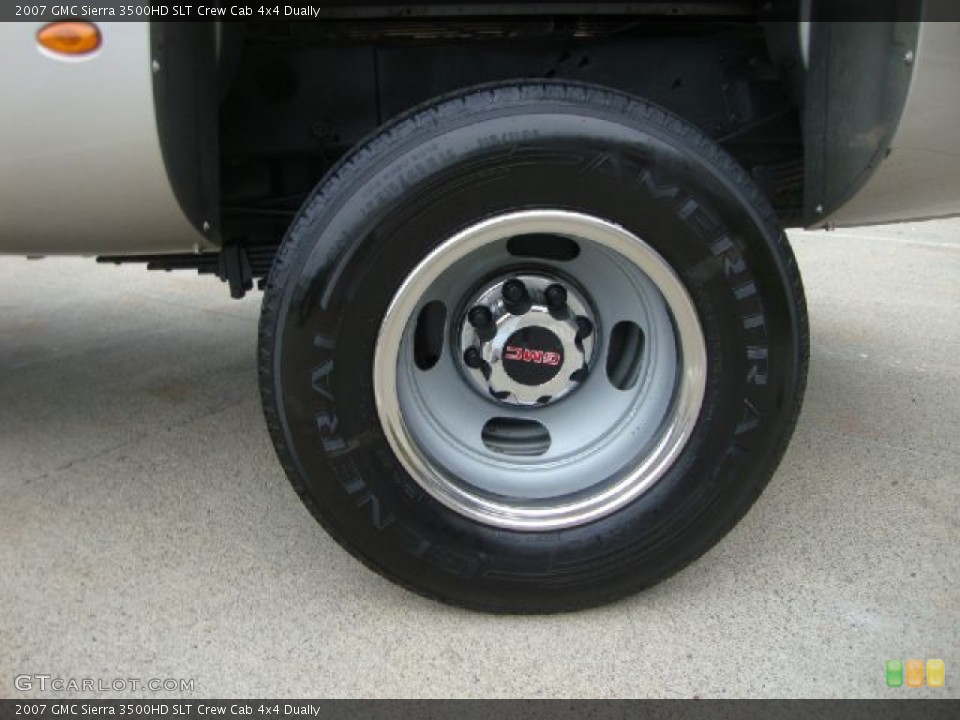 2007 GMC Sierra 3500HD SLT Crew Cab 4x4 Dually Wheel and Tire Photo #51958349
