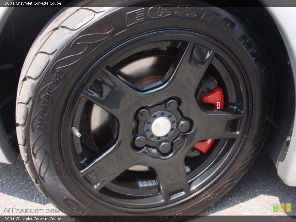 2001 Chevrolet Corvette Coupe Wheel and Tire Photo #52110098