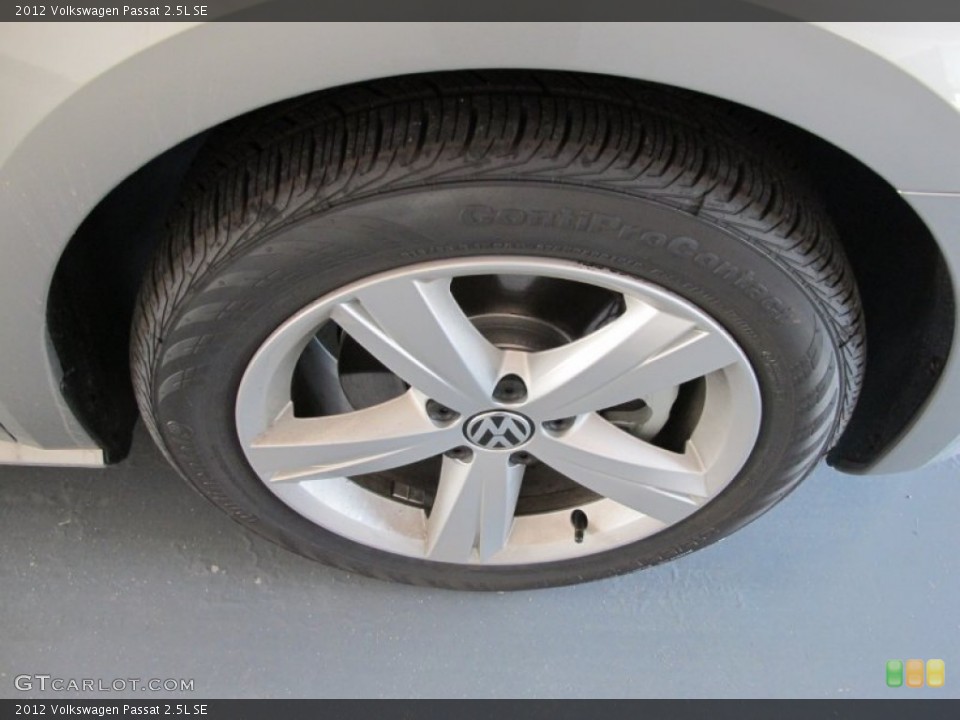 2012 Volkswagen Passat 2.5L SE Wheel and Tire Photo #52165348