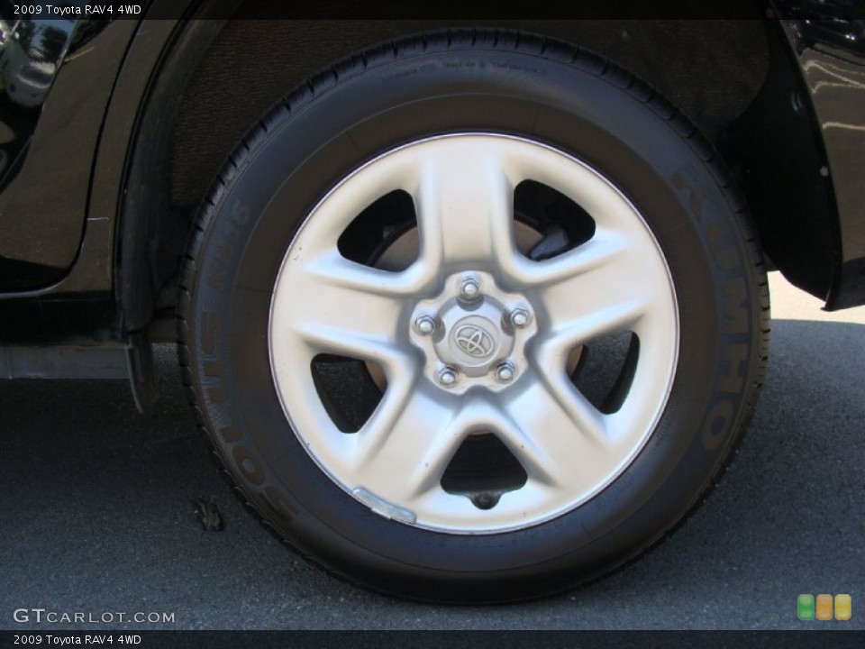 2009 Toyota RAV4 4WD Wheel and Tire Photo #52169401
