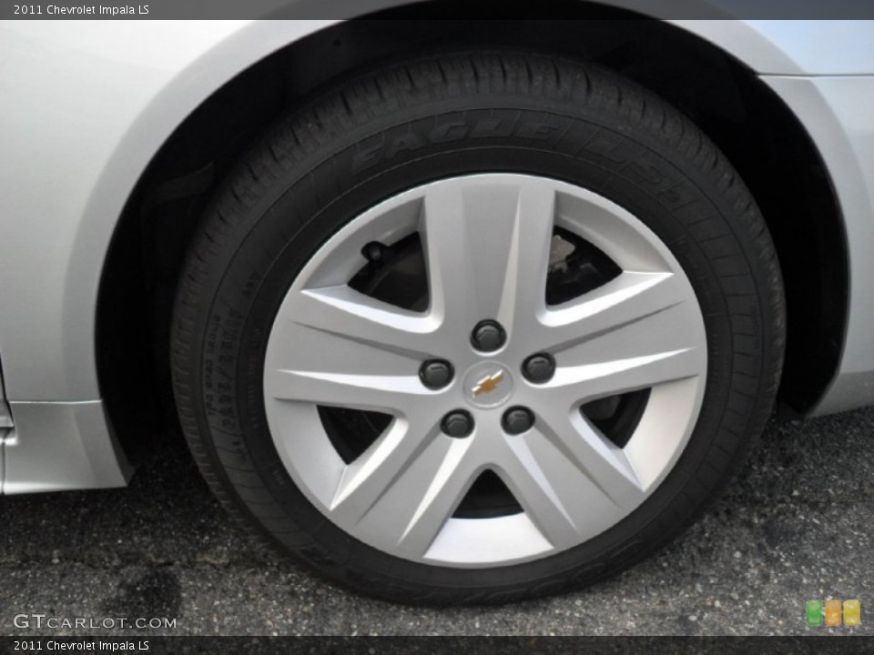 2011 Chevrolet Impala LS Wheel and Tire Photo #52198636
