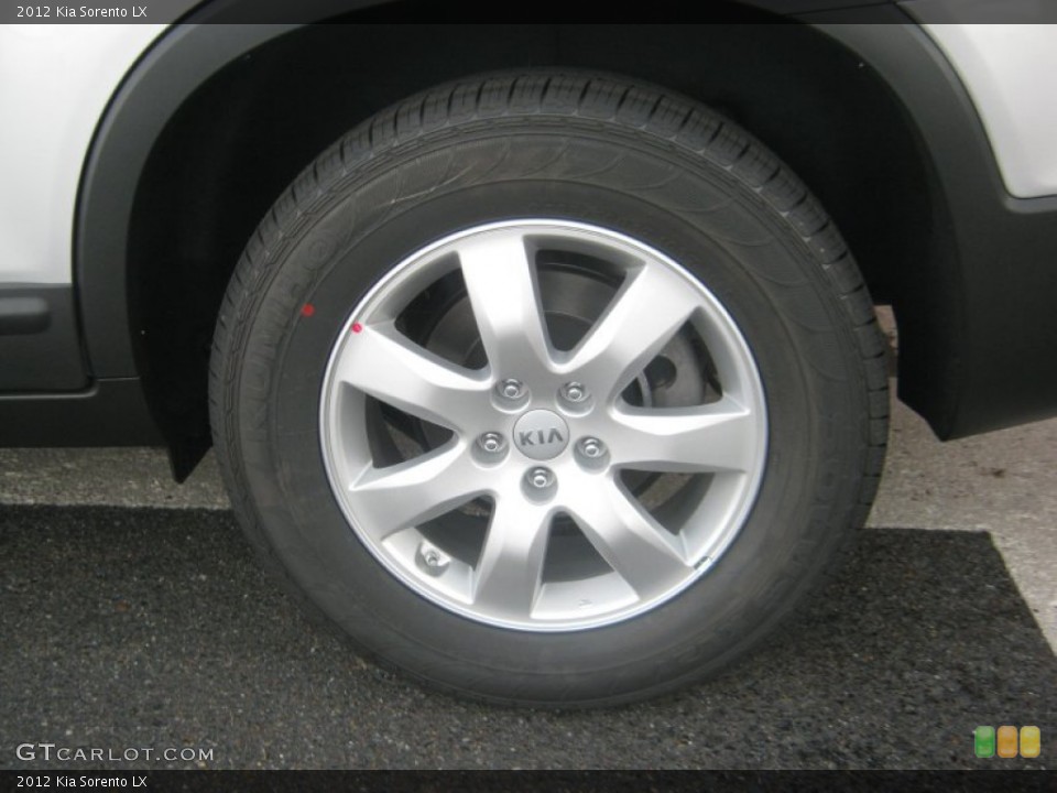 2012 Kia Sorento LX Wheel and Tire Photo #52273642