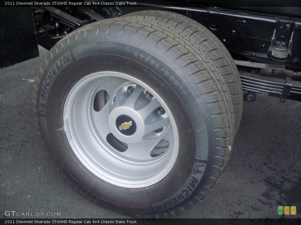 2011 Chevrolet Silverado 3500HD Regular Cab 4x4 Chassis Stake Truck Wheel and Tire Photo #52294706
