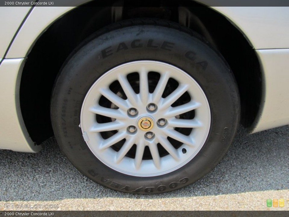 2000 Chrysler Concorde LXi Wheel and Tire Photo #52313616