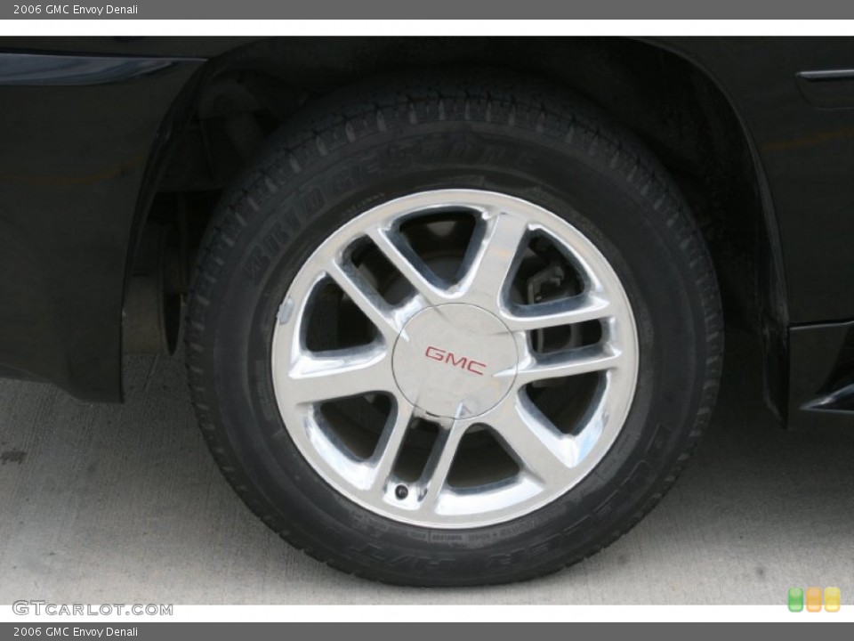 2006 GMC Envoy Denali Wheel and Tire Photo #52324332