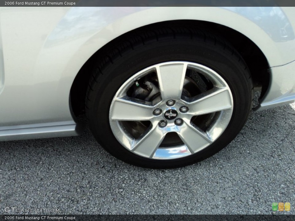 2006 Ford Mustang GT Premium Coupe Wheel and Tire Photo #52369111