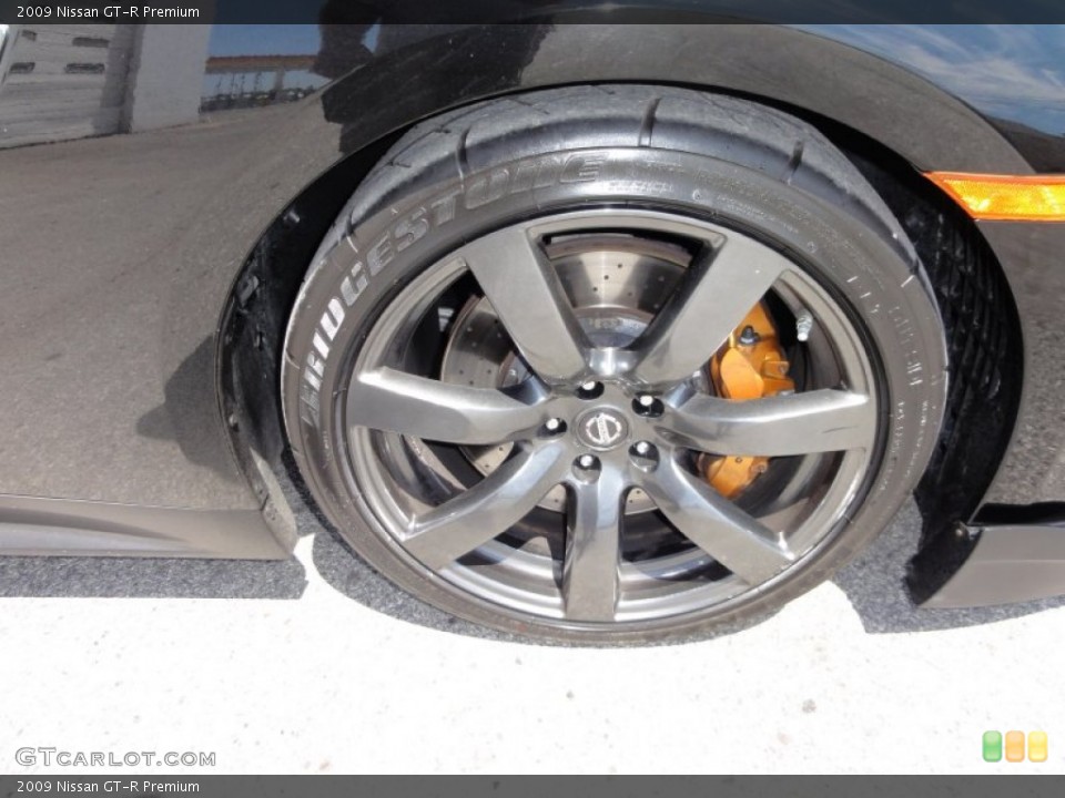 2009 Nissan GT-R Premium Wheel and Tire Photo #52393668