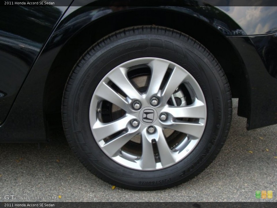 2011 Honda Accord SE Sedan Wheel and Tire Photo #52403004