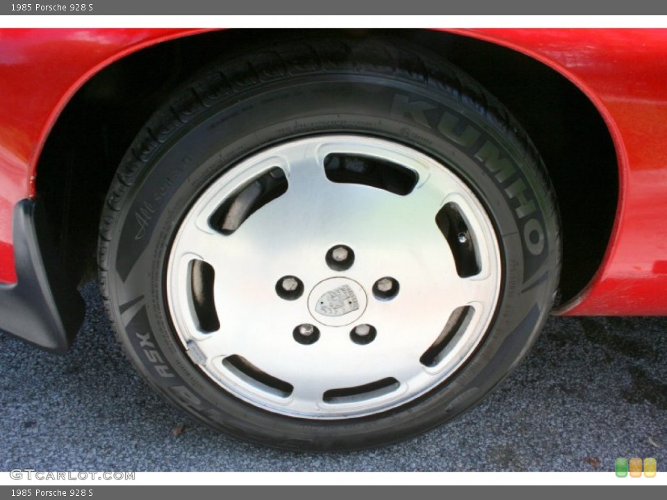 1985 Porsche 928 S Wheel and Tire Photo #52410909