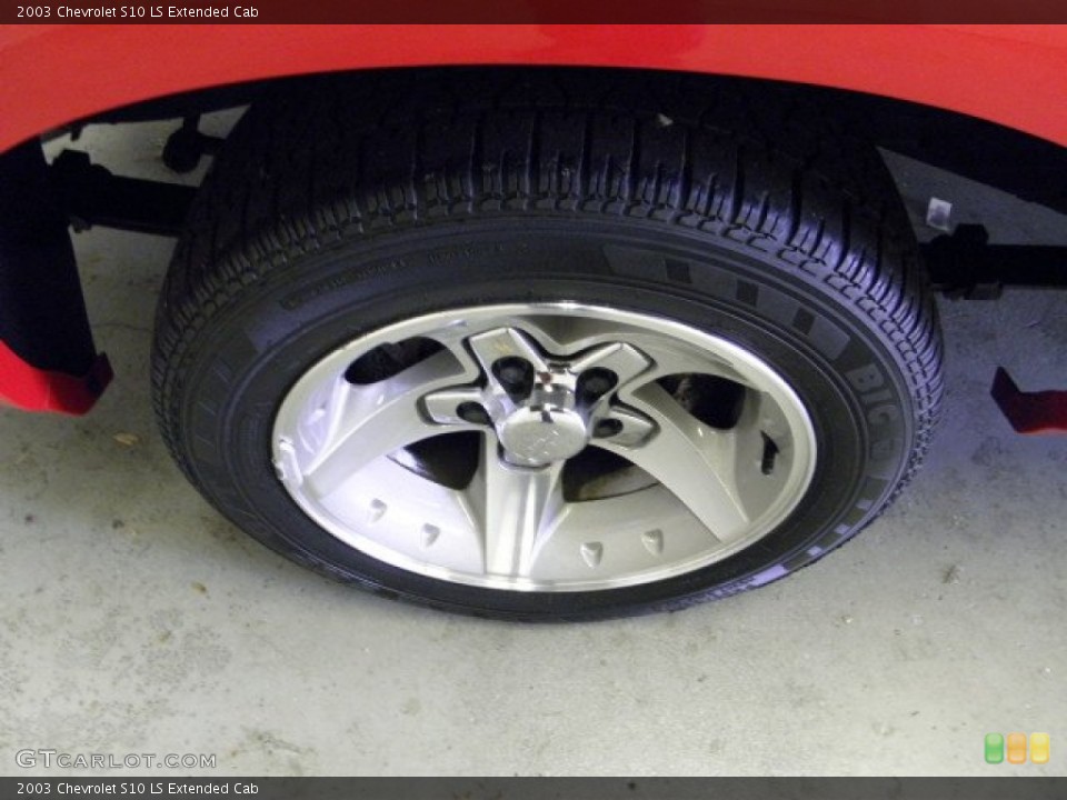 2003 Chevrolet S10 LS Extended Cab Wheel and Tire Photo #52428093