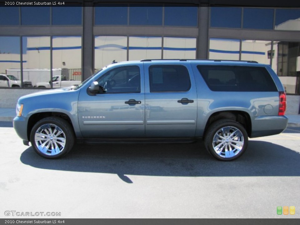 2010 Chevrolet Suburban Custom Wheel and Tire Photo #52429986