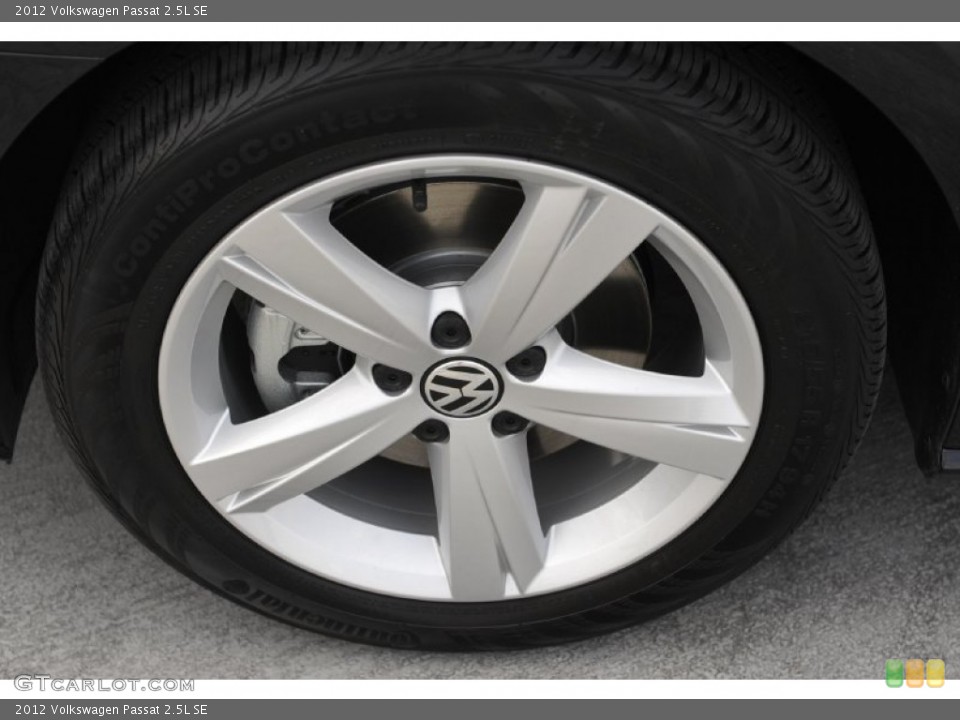 2012 Volkswagen Passat 2.5L SE Wheel and Tire Photo #52432453