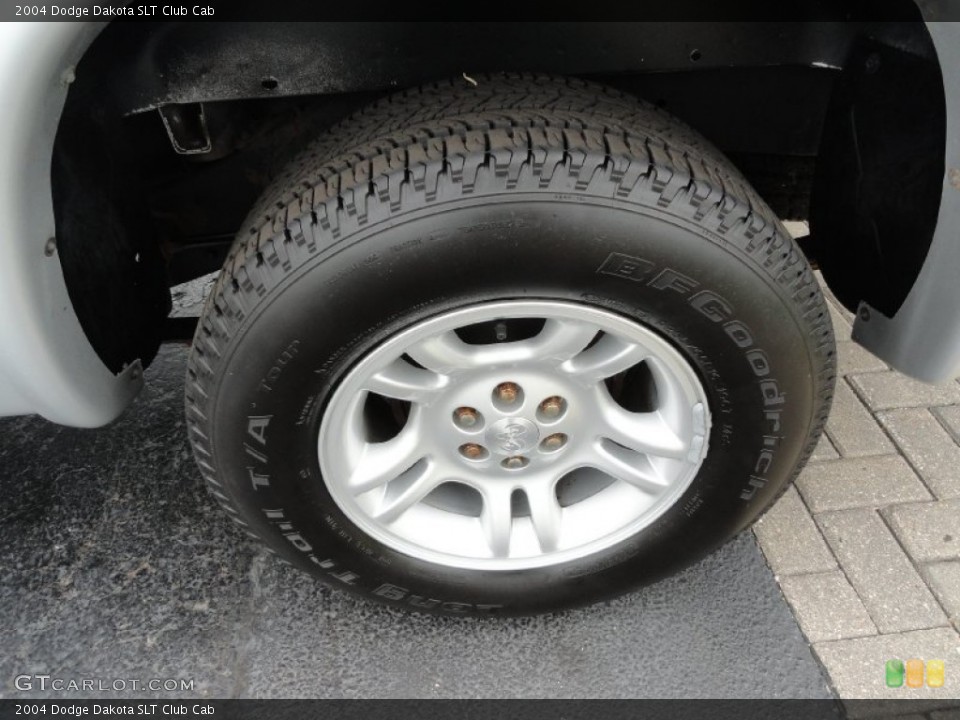 2004 Dodge Dakota SLT Club Cab Wheel and Tire Photo #52459493